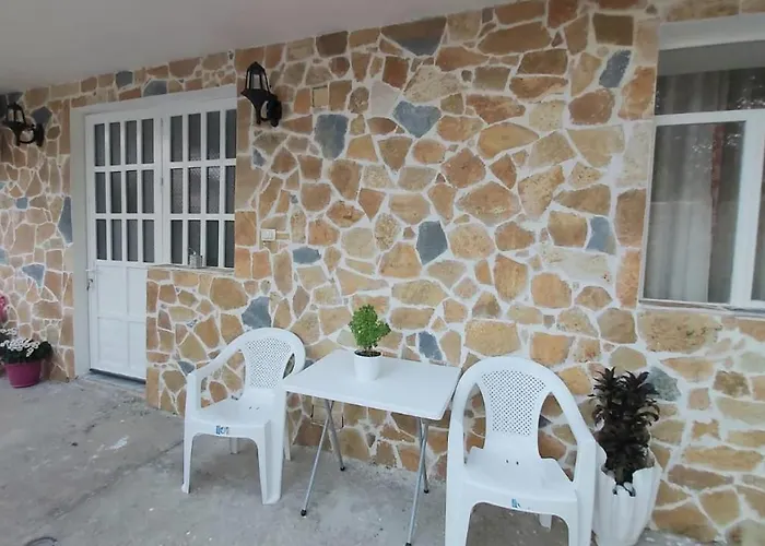 B.B Guesthouse