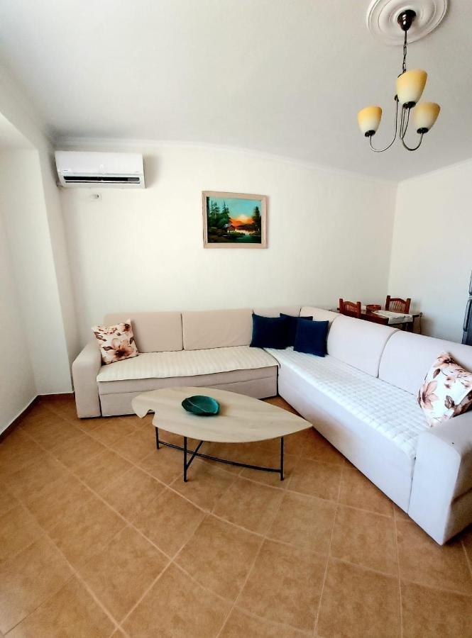 Apartment B.b