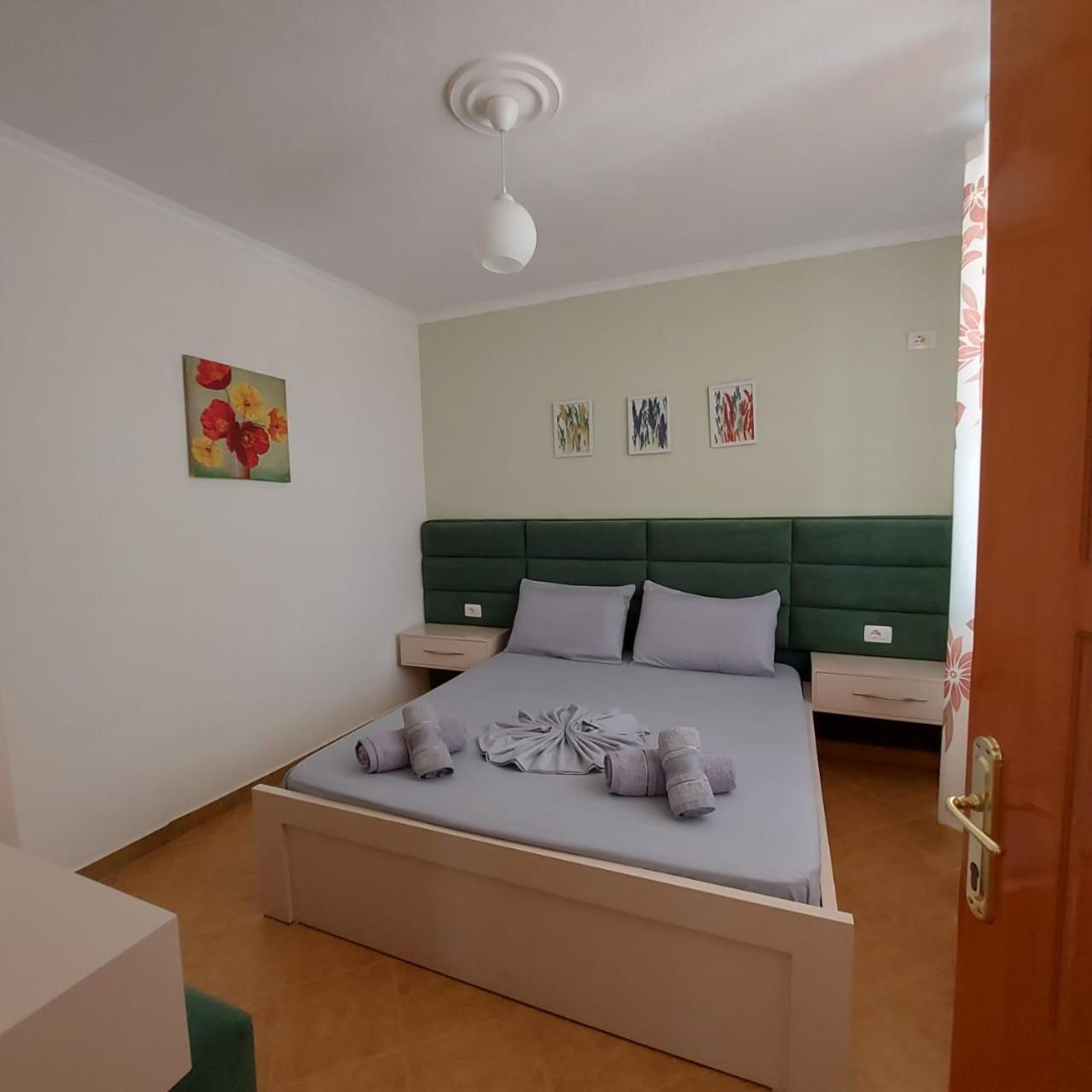 B.b Apartment